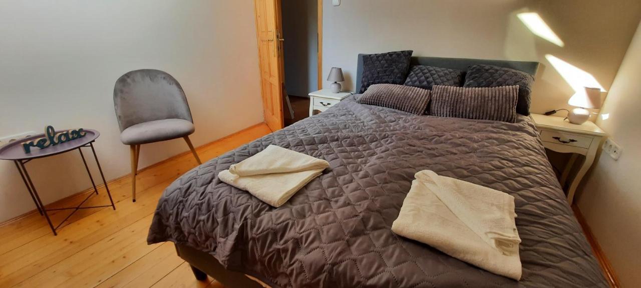 Hi-Bp Garden City Batsanyi Apartment 3 Rooms, Apartment Upstairs Near The City Train With Free Parking Budapest Esterno foto