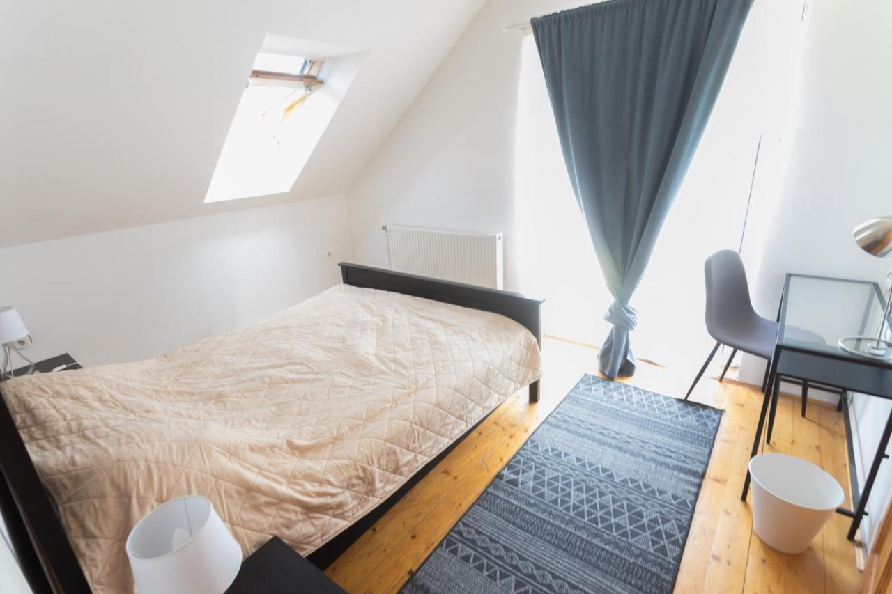 Hi-Bp Garden City Batsanyi Apartment 3 Rooms, Apartment Upstairs Near The City Train With Free Parking Budapest Esterno foto