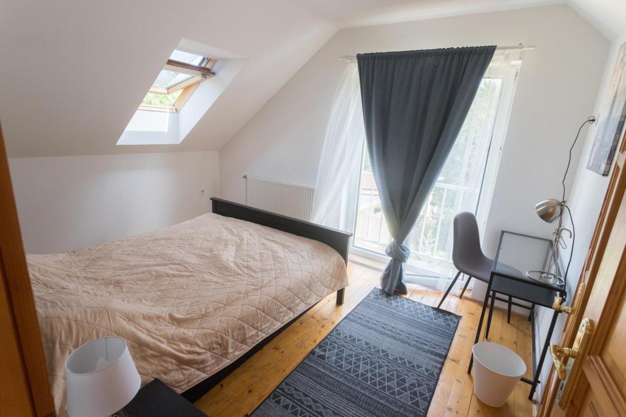 Hi-Bp Garden City Batsanyi Apartment 3 Rooms, Apartment Upstairs Near The City Train With Free Parking Budapest Esterno foto